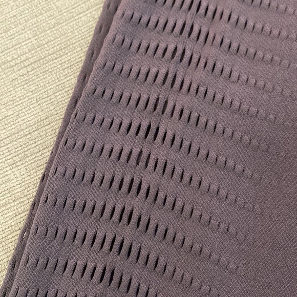 Fabletics High Waited Sculptknit Dot Leggings - Size Extra Small or Small - Picture 3 of 8